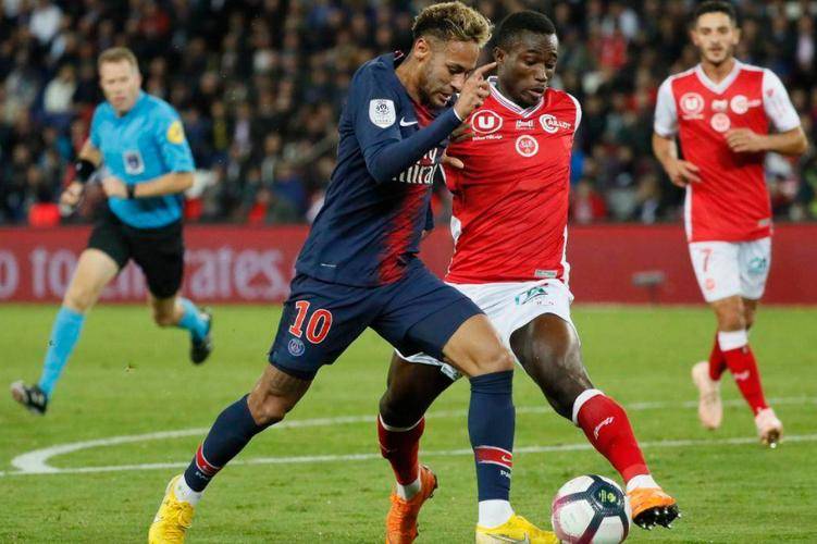 欧冠巅峰对决：巴黎圣曼VS拜仁 法甲霸主主场迎战，德甲巨头客场争冠